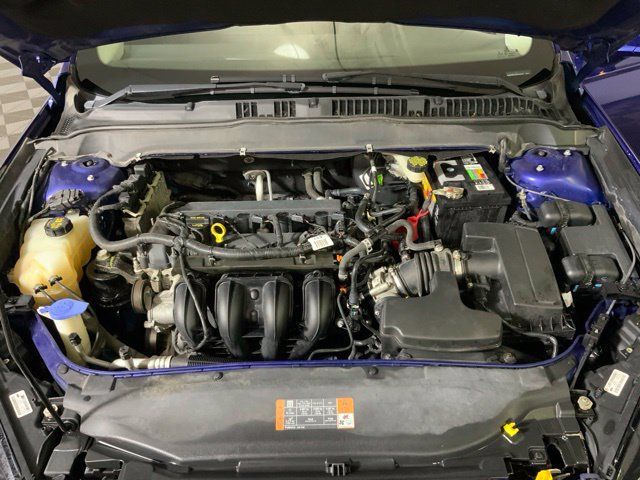 Used 2015 Ford Fusion SE FWD image 34