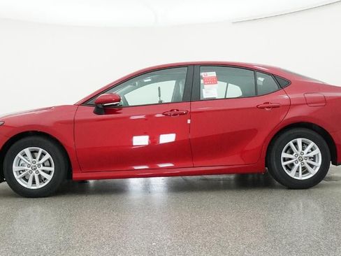 New 2026 Toyota Camry LE FWD image 19
