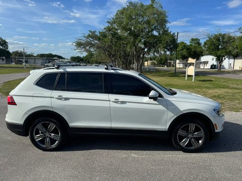 Used 2019 Volkswagen Tiguan SEL Premium image 5