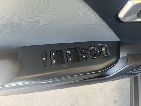 Used 2025 Kia K4 LX image 9