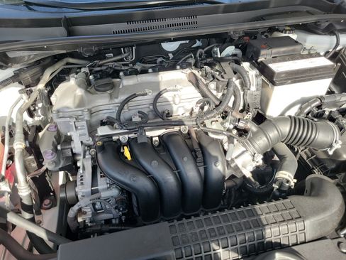 Used 2022 Toyota Corolla LE FWD image 25