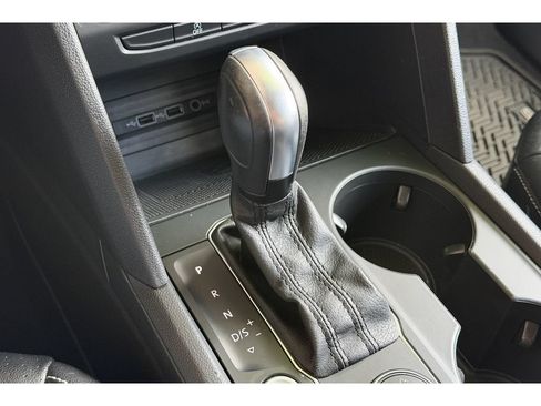 Used 2021 Volkswagen Atlas SE w/ Towing Package AWD/4WD image 24