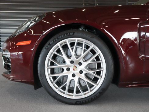 Used 2020 Porsche Panamera 4S AWD/4WD image 12