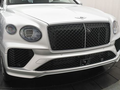 New 2025 Bentley Bentayga image 26