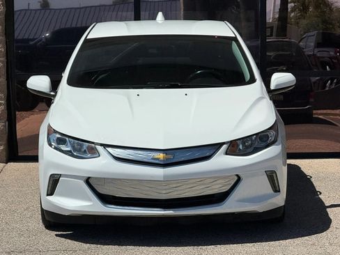 Used 2017 Chevrolet Volt LT w/ Comfort Package FWD image 20