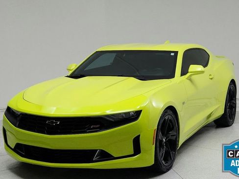 Used 2019 Chevrolet Camaro LT w/ RS Package image 4