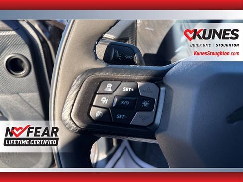 Used 2024 Ford Mustang Dark Horse image 27