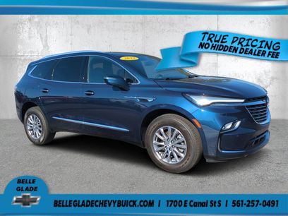 Used 2023 Buick Enclave Essence