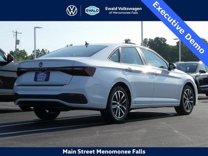 Used 2025 Volkswagen Jetta SE
