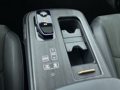 Certified 2024 Nissan Ariya AWD image 22