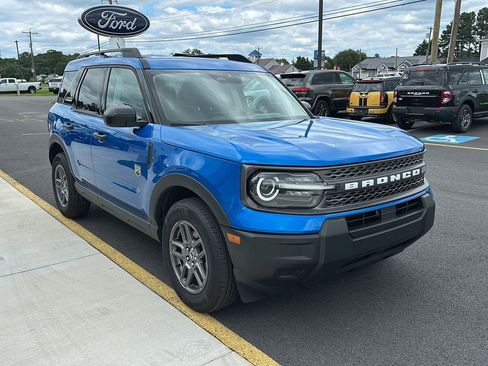 Used 2025 Ford Bronco Sport Big Bend AWD/4WD image 3