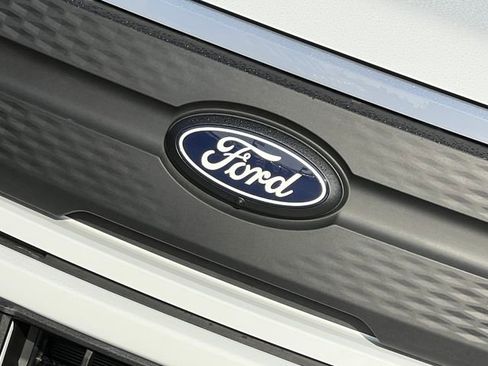 New 2025 Ford F150 Lightning XLT AWD/4WD image 3