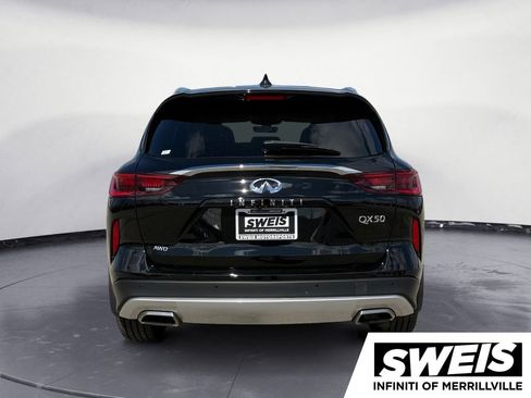 Used 2023 INFINITI QX50 Luxe AWD/4WD image 18