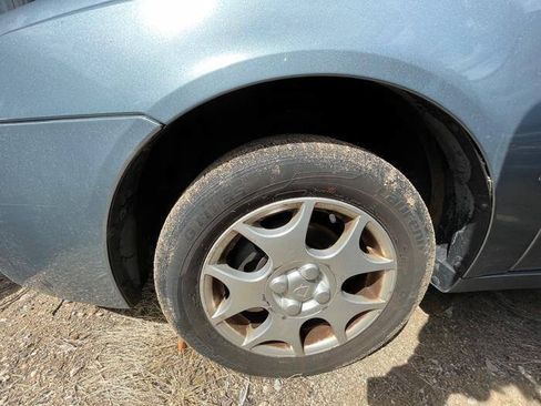 Used 2003 Saturn ION Level 2 w/ Convenience Pkg FWD image 11