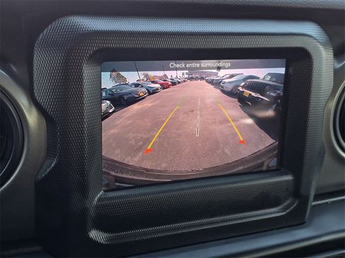 Used 2023 Jeep Wrangler Unlimited Sport image 21