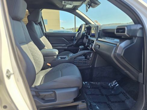 Used 2024 Toyota Tacoma SR5 RWD image 10