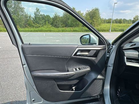 Used 2022 Mitsubishi Outlander SE image 25