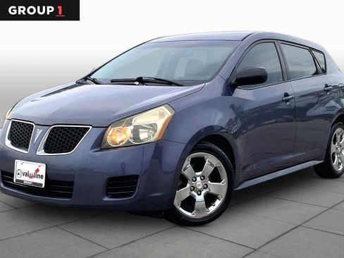 Used 2009 Pontiac Vibe w/ Preferred Package FWD image 1
