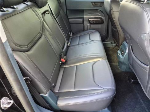Used 2024 Ford Maverick Lariat w/ Black Appearance Package FWD image 20