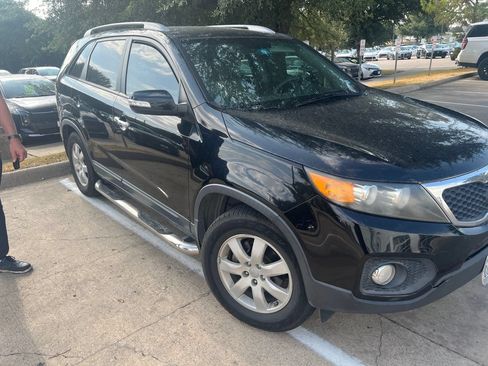 Used 2013 Kia Sorento LX w/ Convenience Pkg FWD image 7