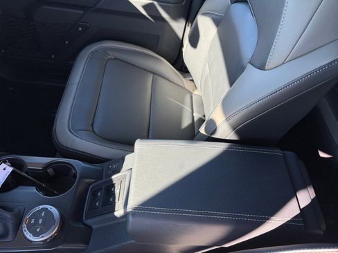 New 2025 Ford Bronco Outer Banks image 14