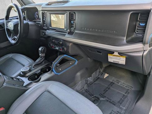 Used 2022 Ford Bronco Black Diamond image 21