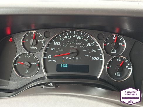 Used 2025 Chevrolet Express 2500 w/ Driver Convenience Package RWD image 17