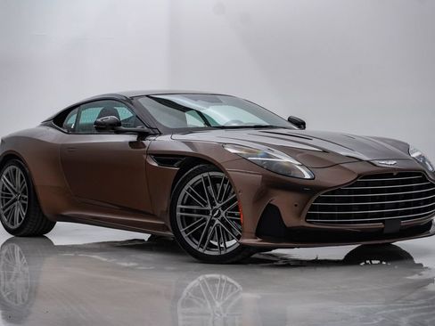 Used 2024 Aston Martin DB12 Coupe RWD image 1