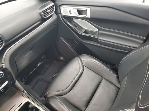 Used 2023 Ford Explorer ST w/ Equipment Group 401A image 11