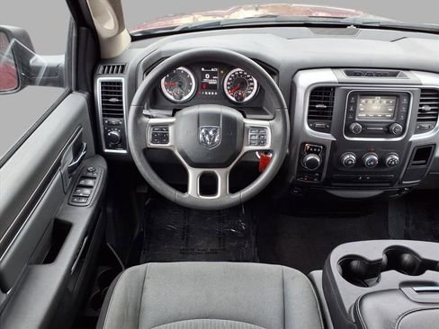 Used 2024 RAM 1500 Classic SLT image 4