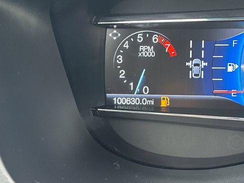 Used 2019 Ford Explorer XLT w/ Equipment Group 202A image 24