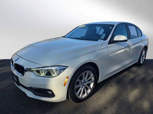 Used 2018 BMW 320i xDrive 320i xDrive image 7