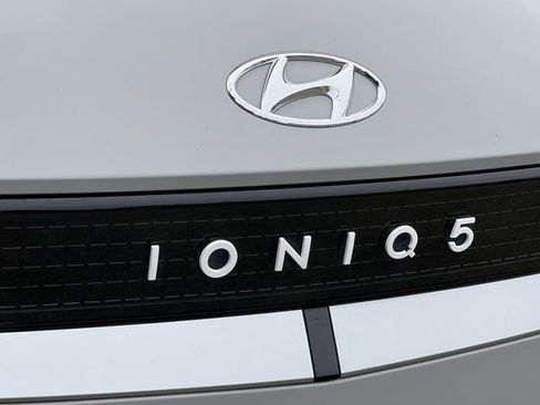 Certified 2024 Hyundai Ioniq 5 SEL AWD/4WD image 35