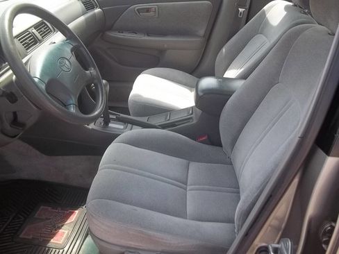 Used 1998 Toyota Camry LE image 6