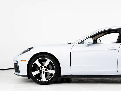 Used 2025 Porsche Panamera 4 AWD/4WD image 12