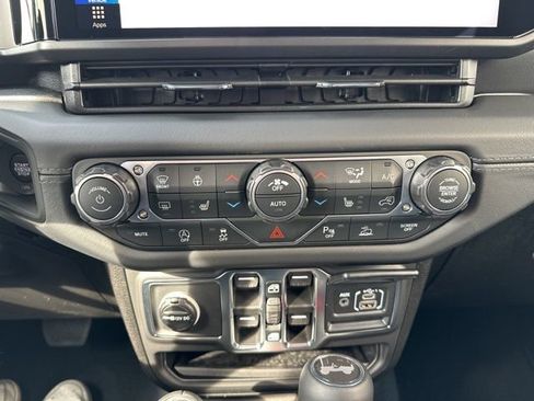 New 2026 Jeep Wrangler Sahara image 33