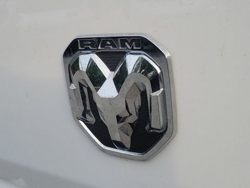 Used 2025 RAM ProMaster 3500 w/ Convenience Group FWD image 13