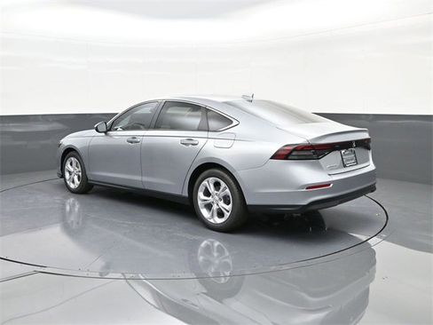 New 2025 Honda Accord LX image 5