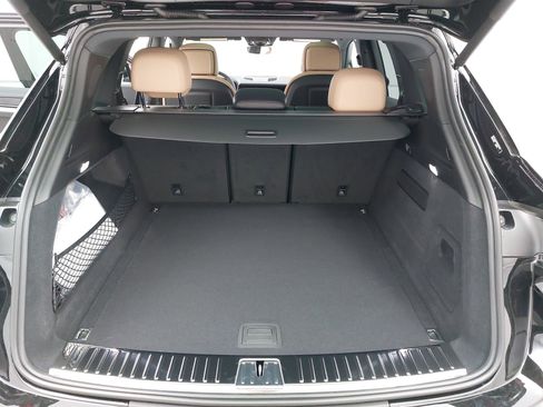 New 2026 Porsche Cayenne image 14
