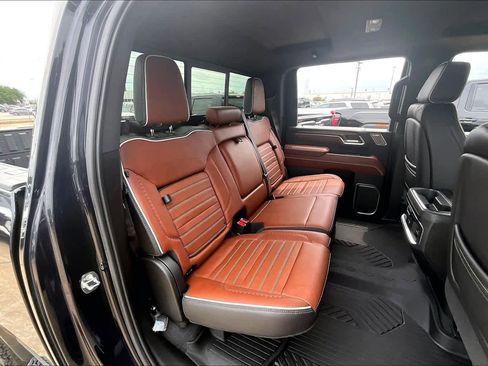 Used 2024 GMC Sierra 2500 Denali Ultimate AWD/4WD image 20