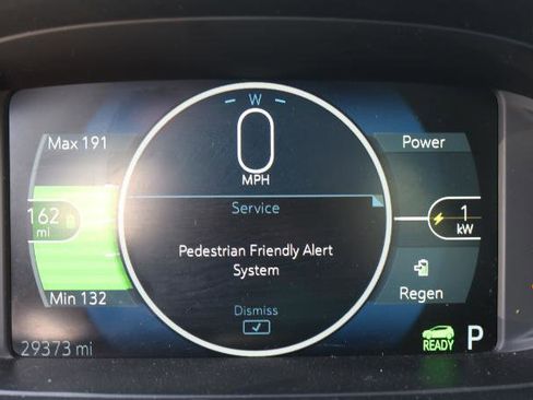 Used 2021 Chevrolet Bolt Premier w/ Infotainment Package FWD image 14