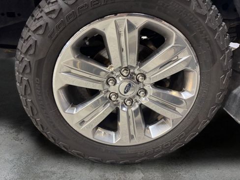 Used 2018 Ford F150 XLT w/ Equipment Group 301A Mid RWD image 28