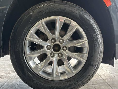 Used 2021 Chevrolet Suburban Premier w/ Premium Package AWD/4WD image 35