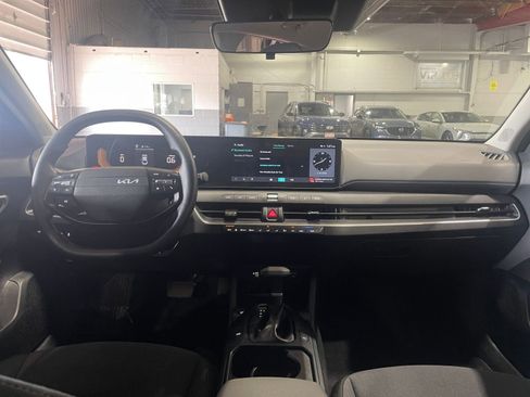 Used 2025 Kia K4 LXS image 31
