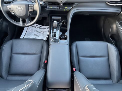 Used 2025 Toyota Crown Signia image 24