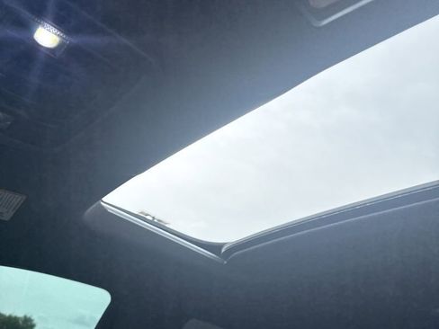 Used 2024 GMC Sierra 2500 Denali w/ Denali Reserve Package image 11