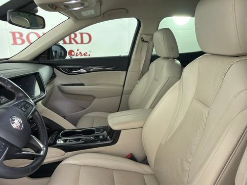 Used 2022 Buick Envision Essence w/ Technology Package I FWD image 11