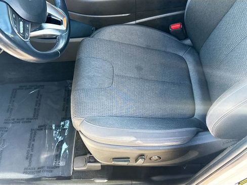 Used 2023 Hyundai Santa Fe SEL FWD image 19