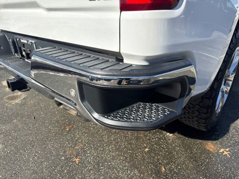 Used 2022 Chevrolet Silverado 1500 LTZ w/ Safety Package II image 17