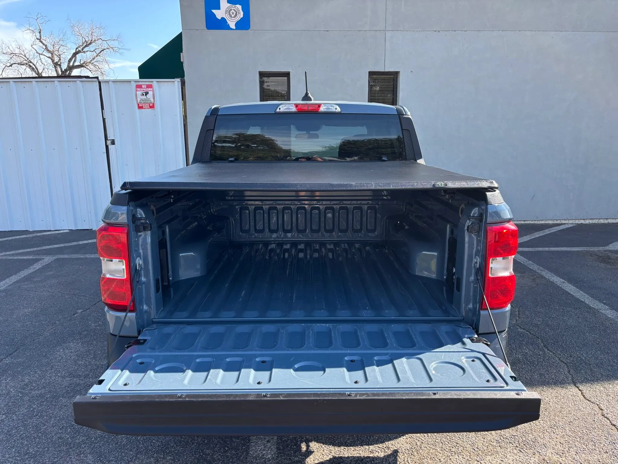 Used 2025 Ford Maverick XLT w/ XLT Luxury Package AWD/4WD image 6